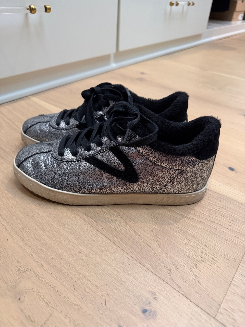 Tretorn Silver Metallic Low-Top Sneakers with Black Accents